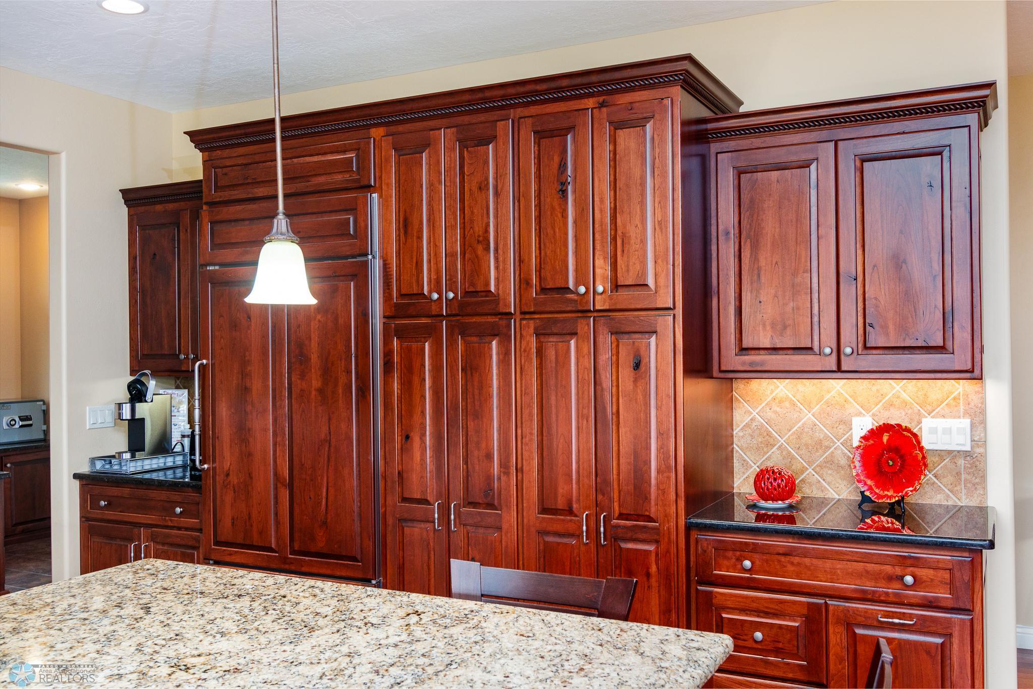 2009 Rose Creek Boulevard, Fargo, North Dakota image 13