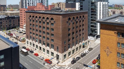 Condo For Sale - 250 Park Avenue<br/> Minneapolis, MN 55415