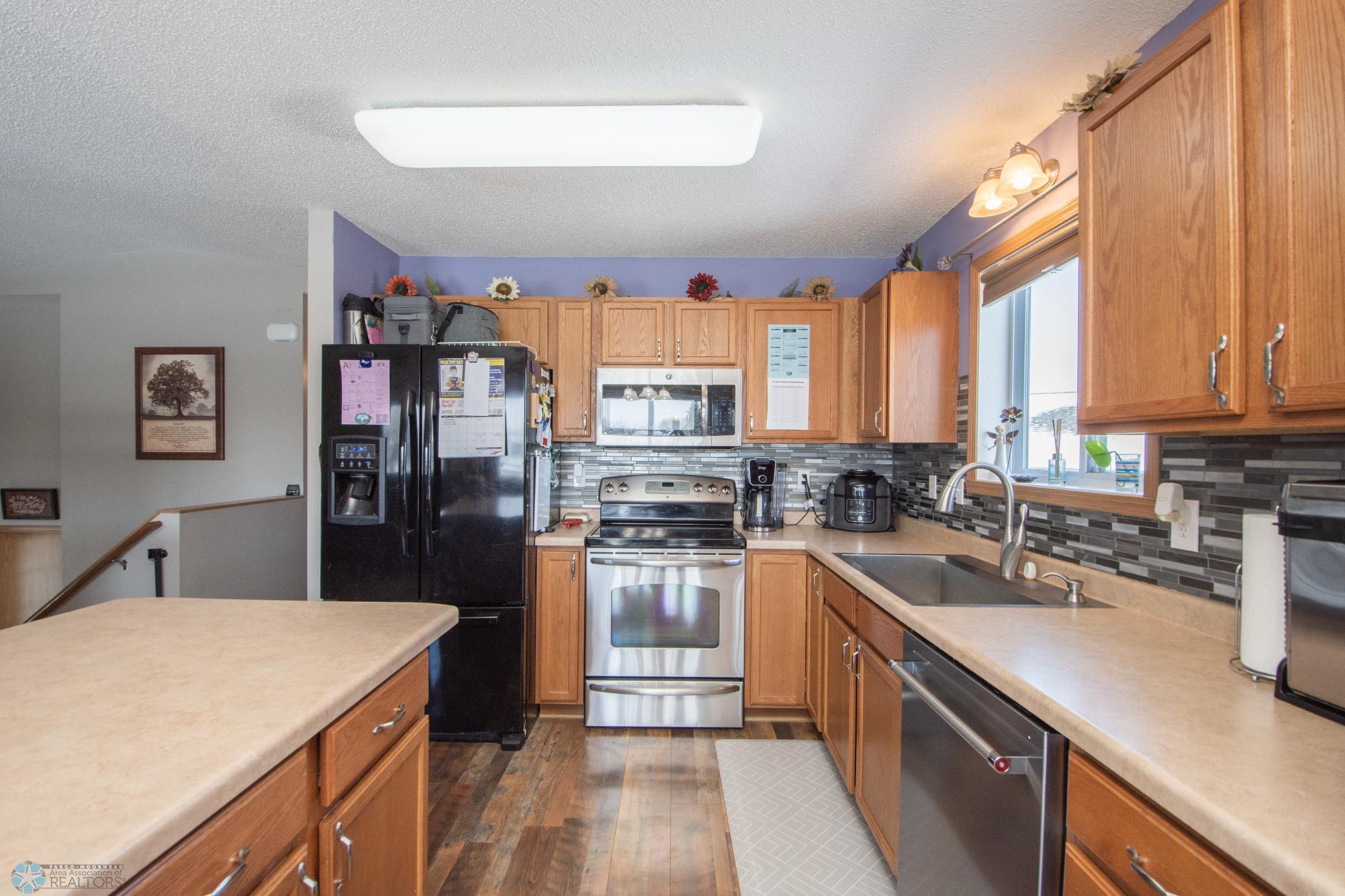 361 Maple Pointe Boulevard, Mapleton, North Dakota image 11