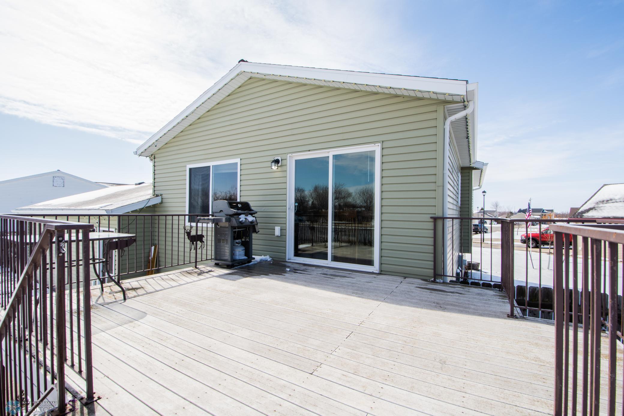361 Maple Pointe Boulevard, Mapleton, North Dakota image 46