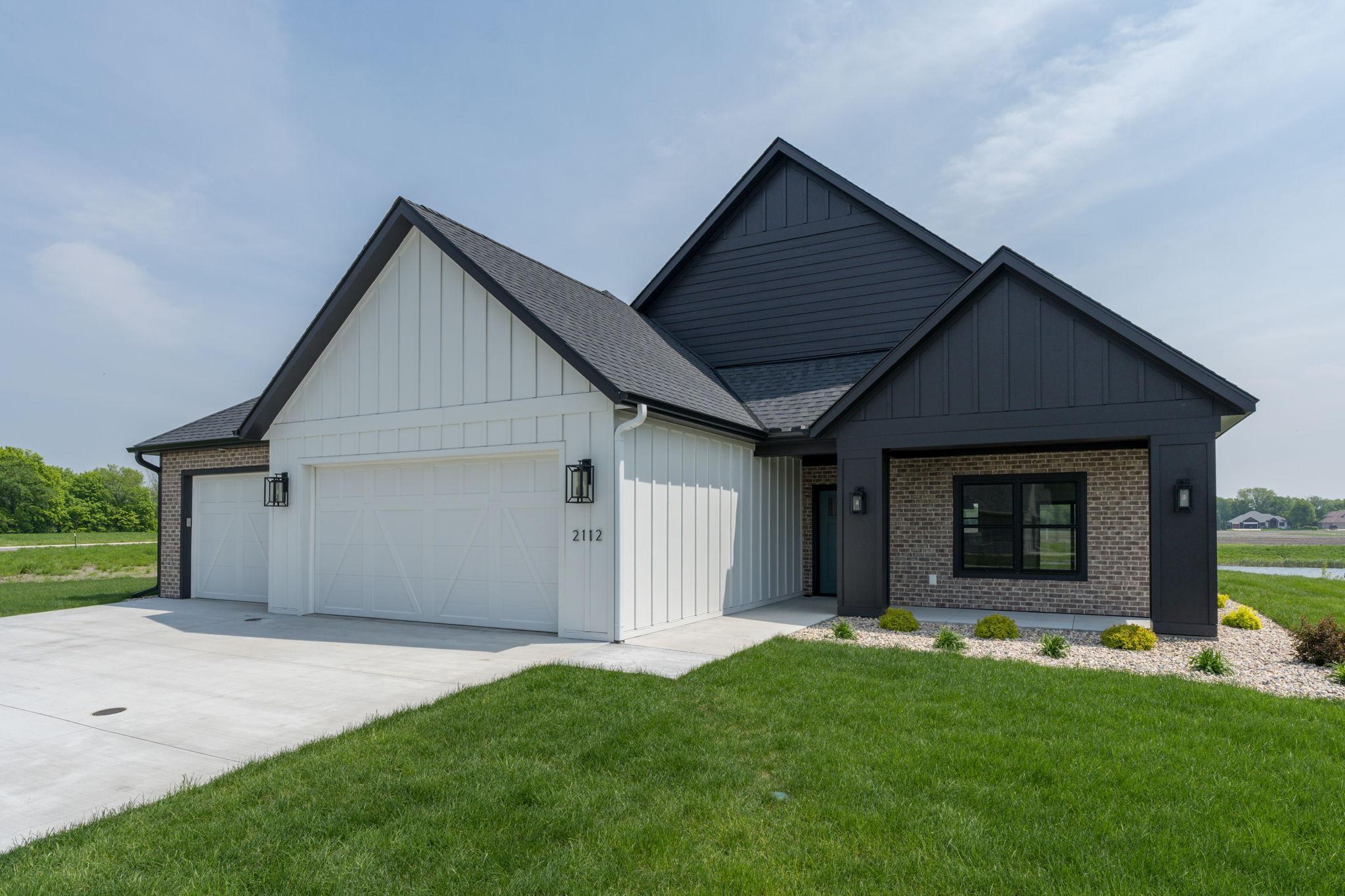 2112 Deerwood Drive, North Mankato, Minnesota image 29