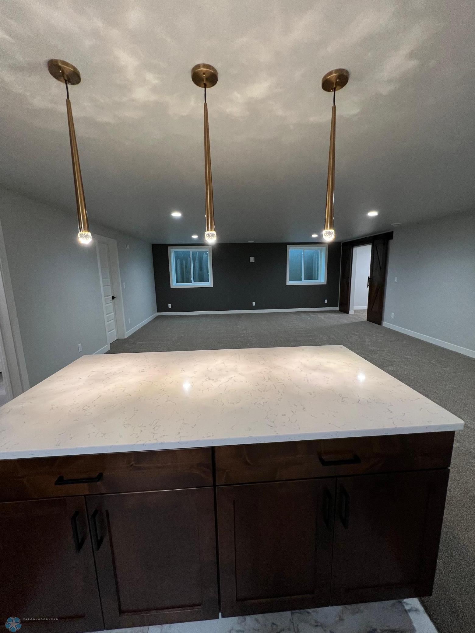 Fargo, North Dakota 58104, United States, 5 Bedrooms Bedrooms, ,5 BathroomsBathrooms,Residential,Pending,50161