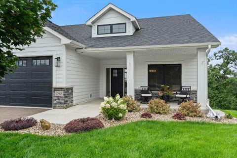 Townhouse For Sale - 27020 Petes Hill Trail<br/> Elko New Market, MN 55020