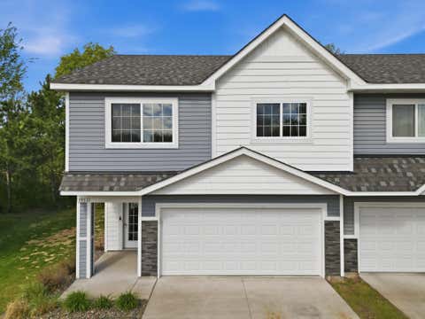Homes For Sale - 39571 Oak Park Trail<br/> North Branch, MN 55056