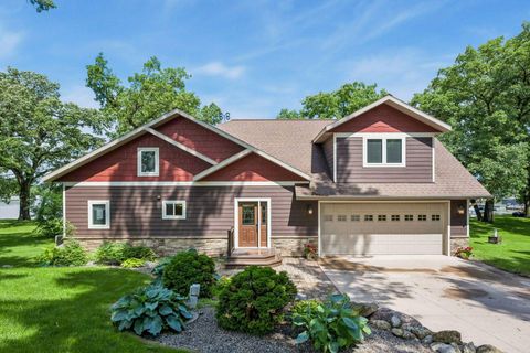 Homes For Sale - 6350 193rd Avenue<br/> Pennock, MN 56279