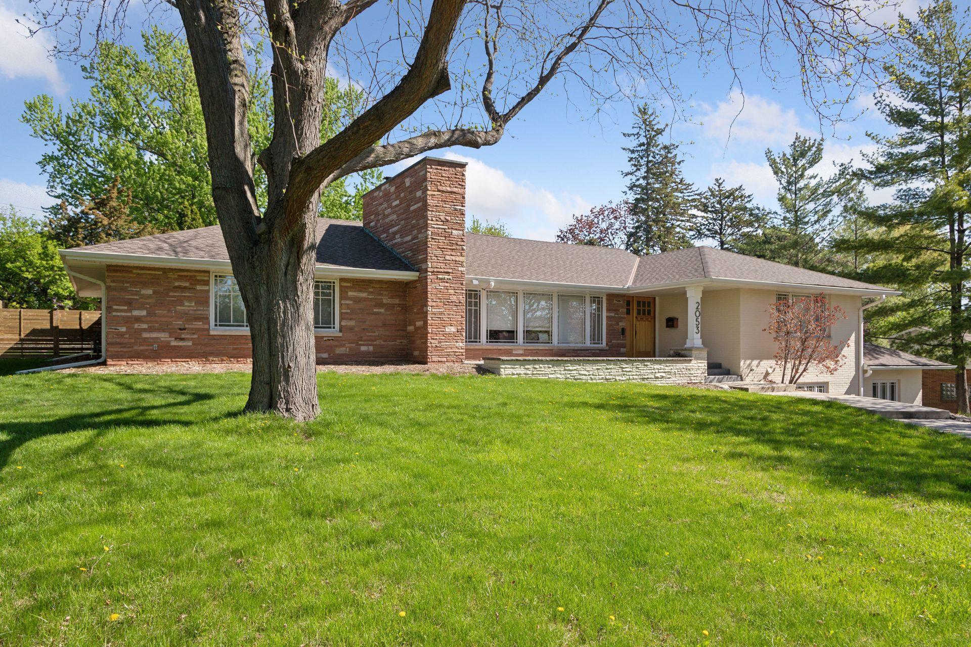 2053 Upper Saint Dennis Road, Saint Paul, Minnesota image 1