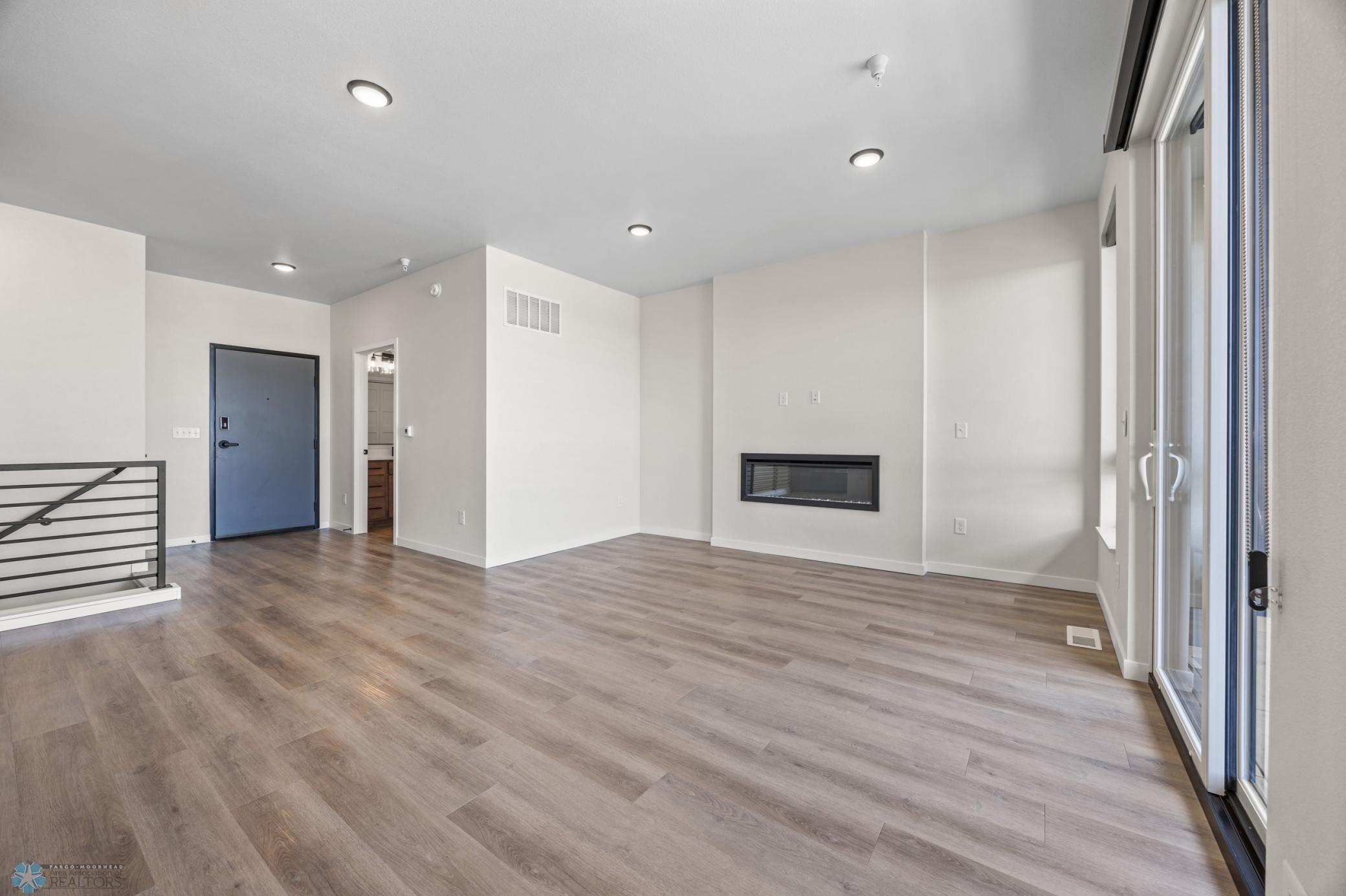 Fargo, North Dakota 58103, United States, 2 Bedrooms Bedrooms, ,2 BathroomsBathrooms,Residential,Active,122292