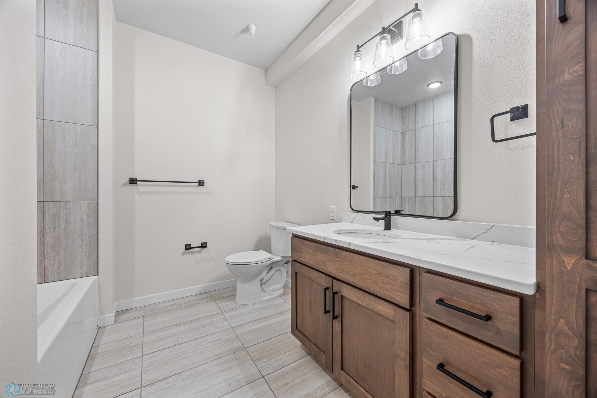 Fargo, North Dakota 58103, United States, 2 Bedrooms Bedrooms, ,2 BathroomsBathrooms,Residential,Active,122292