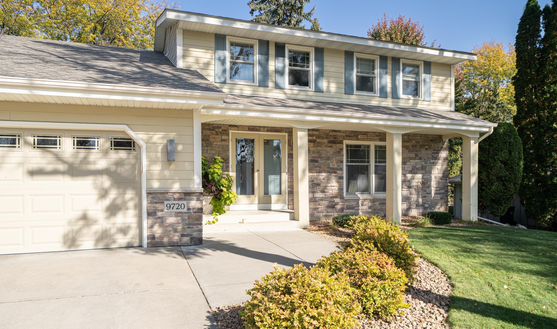 9720 Friar Drive, Eden Prairie, Minnesota image 3