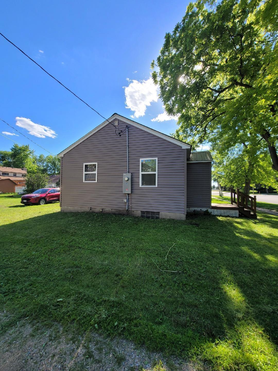 941 Birch Avenue, Bird Island, Minnesota image 4