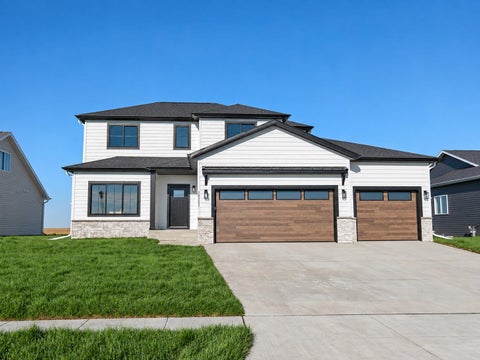 Homes For Sale - 10227 Concord Drive<br/> Horace, ND 58047