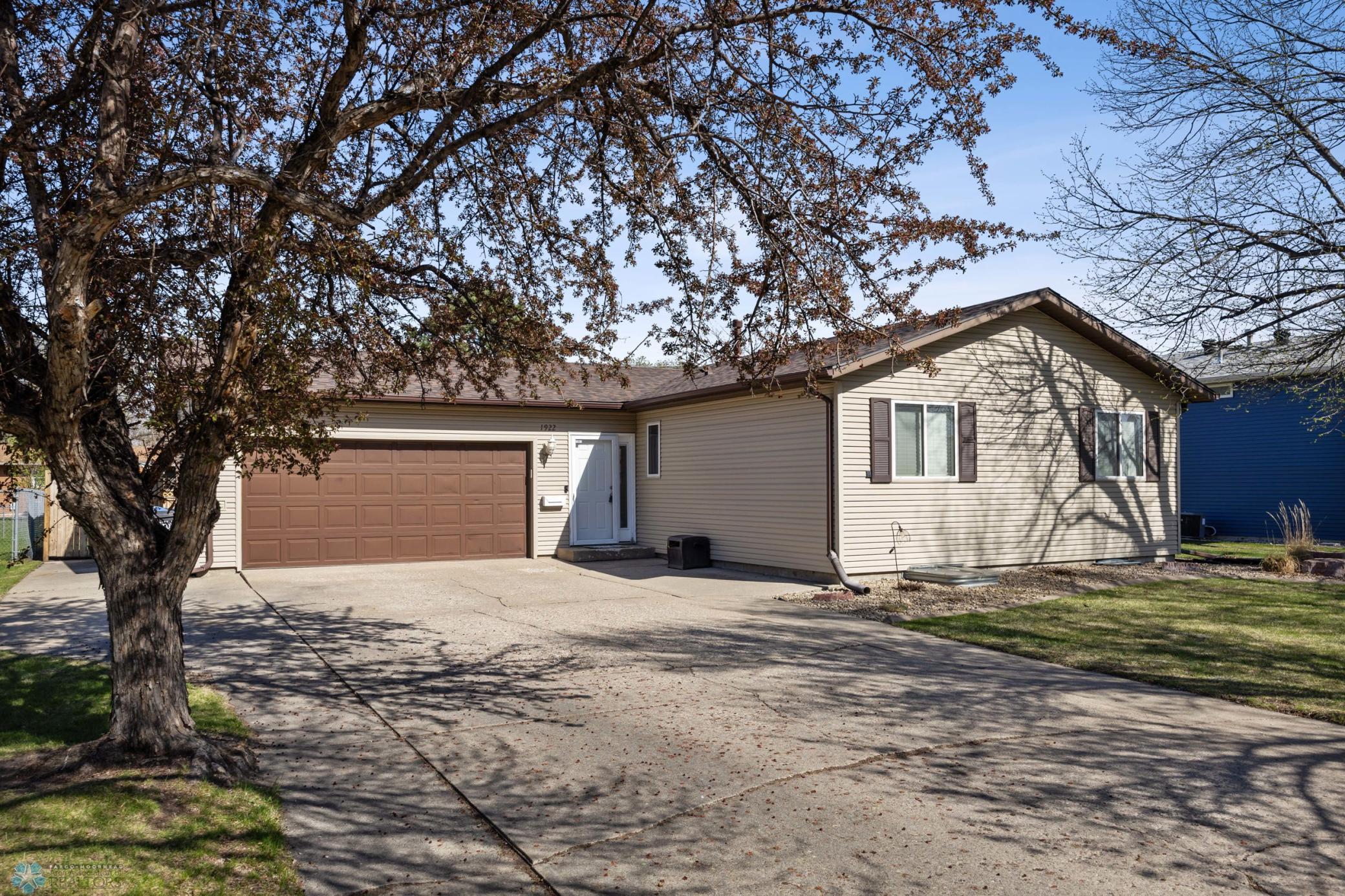1922 18th Street, Fargo, North Dakota image 4