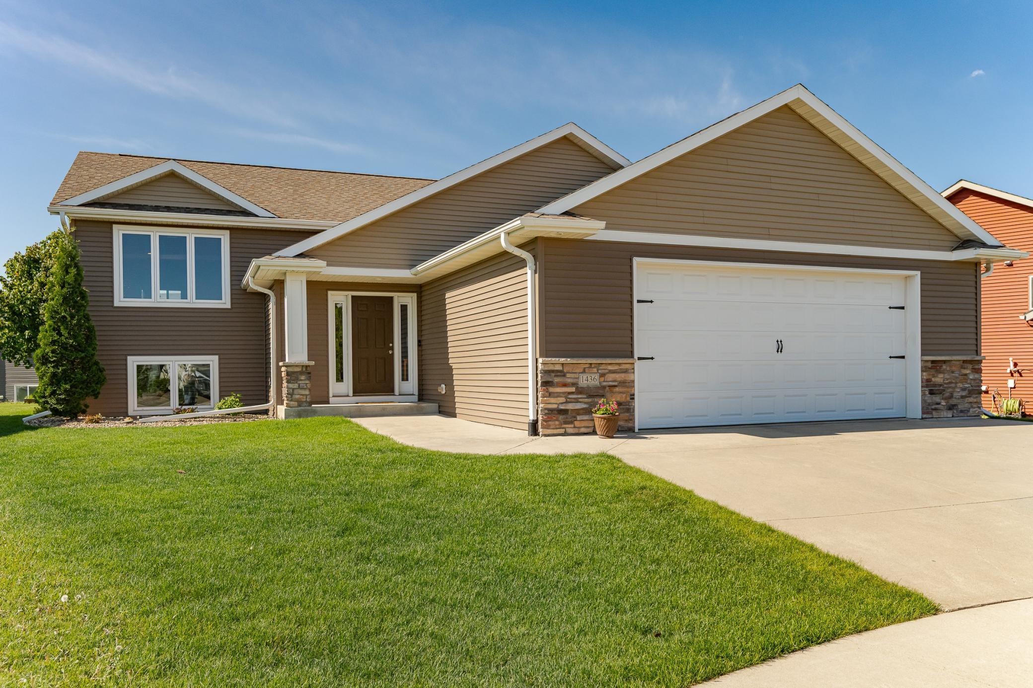 1436 Tunbridge Place, Byron, Minnesota image 1