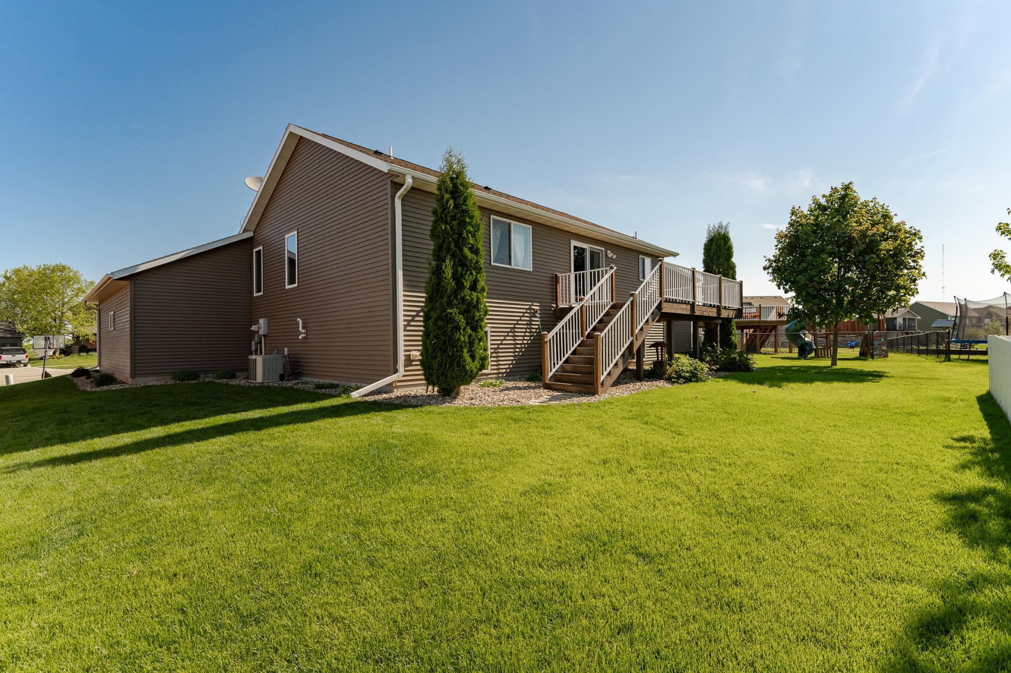1436 Tunbridge Place, Byron, Minnesota image 2
