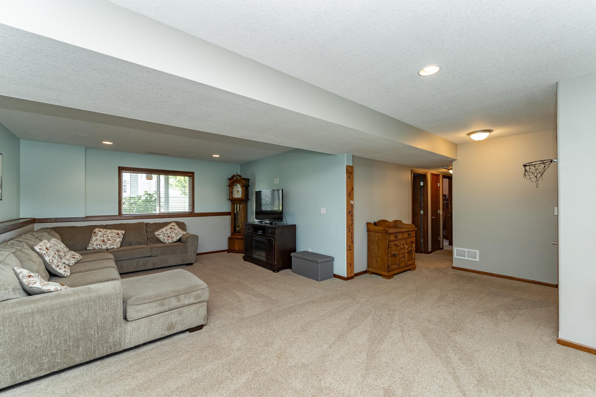 1436 Tunbridge Place, Byron, Minnesota image 22