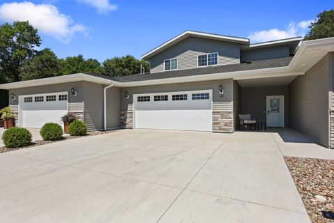 Townhouse For Sale - 69 NW 4th Avenue<br/> Benton County, Rice, MN 56367