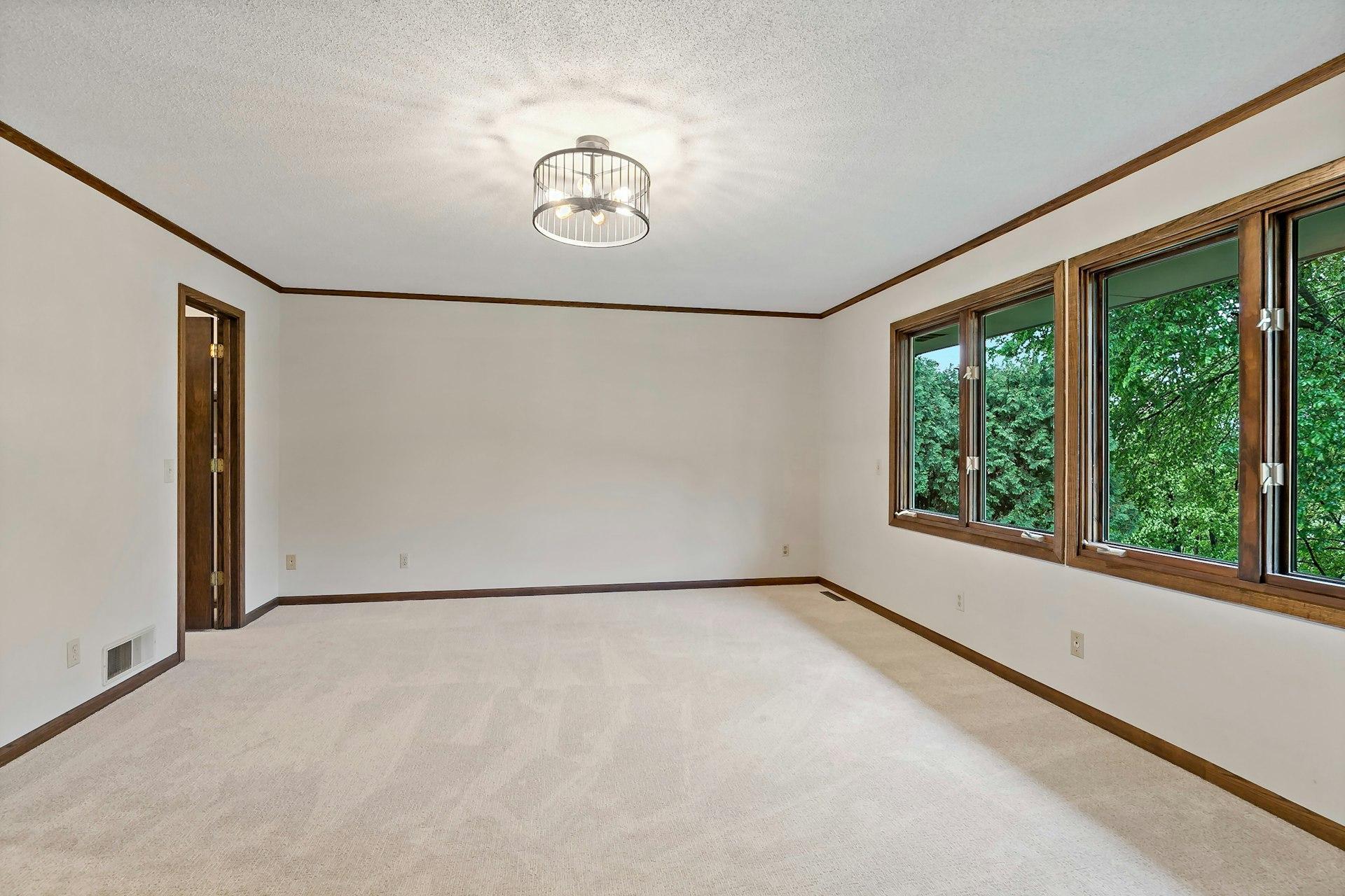 15466 Village Woods Drive, Eden Prairie, Minnesota image 18