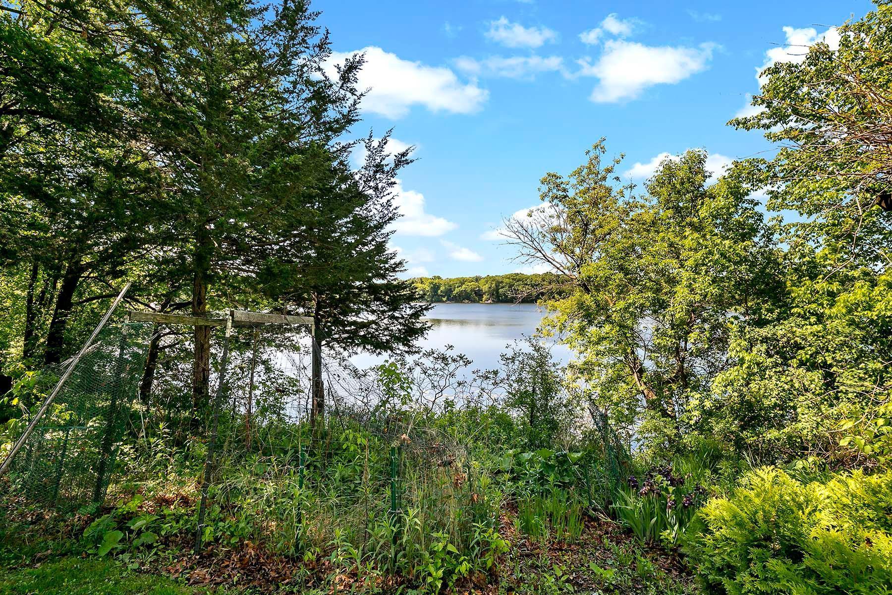 15466 Village Woods Drive, Eden Prairie, Minnesota image 36