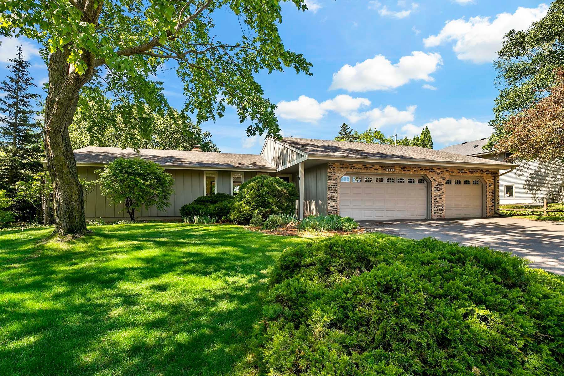 15466 Village Woods Drive, Eden Prairie, Minnesota image 38