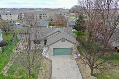 Homes For Sale - 1811 13th Street<br/> Willmar, MN 56201