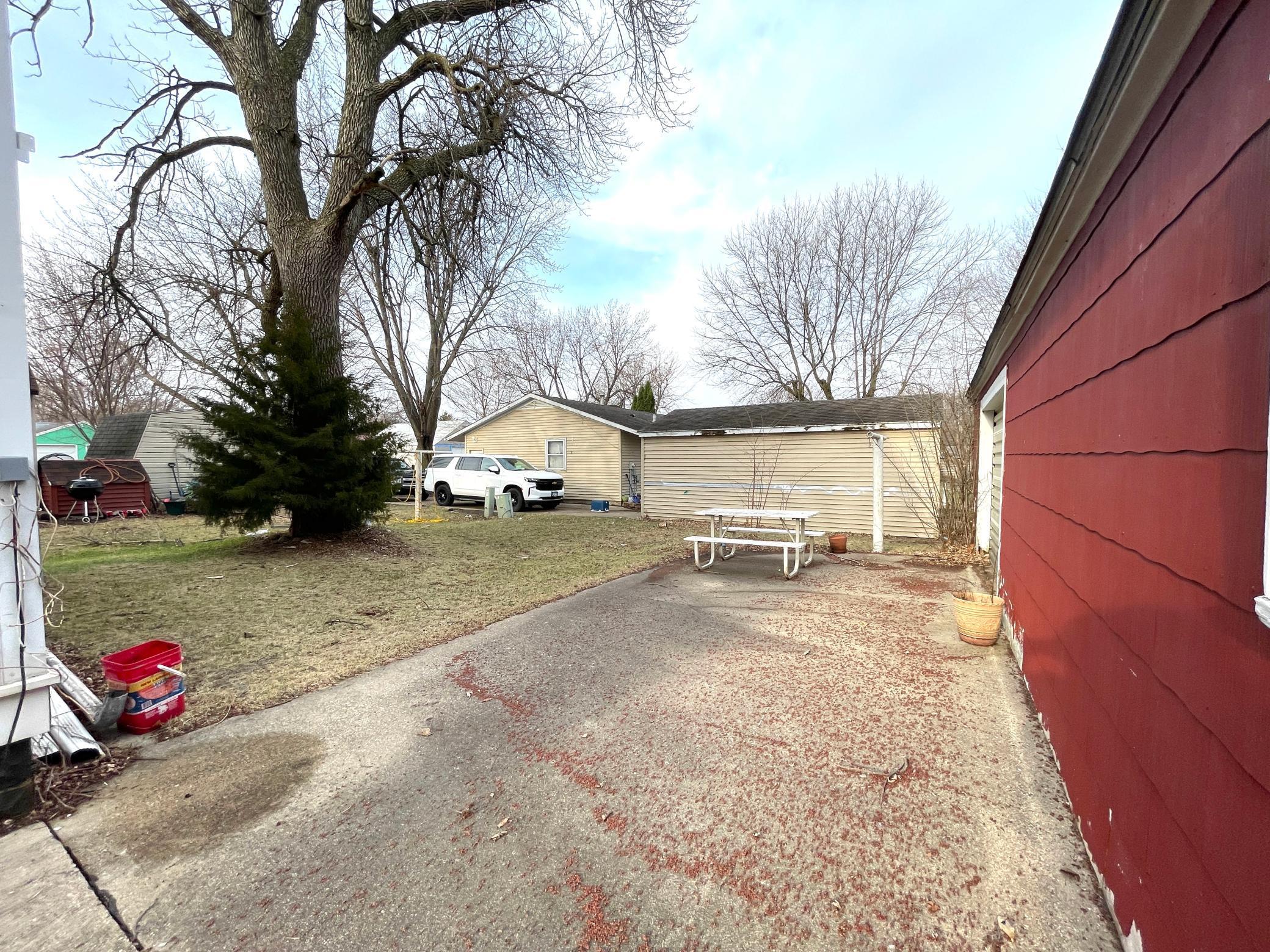 839 Clement Street, Worthington, Minnesota image 3