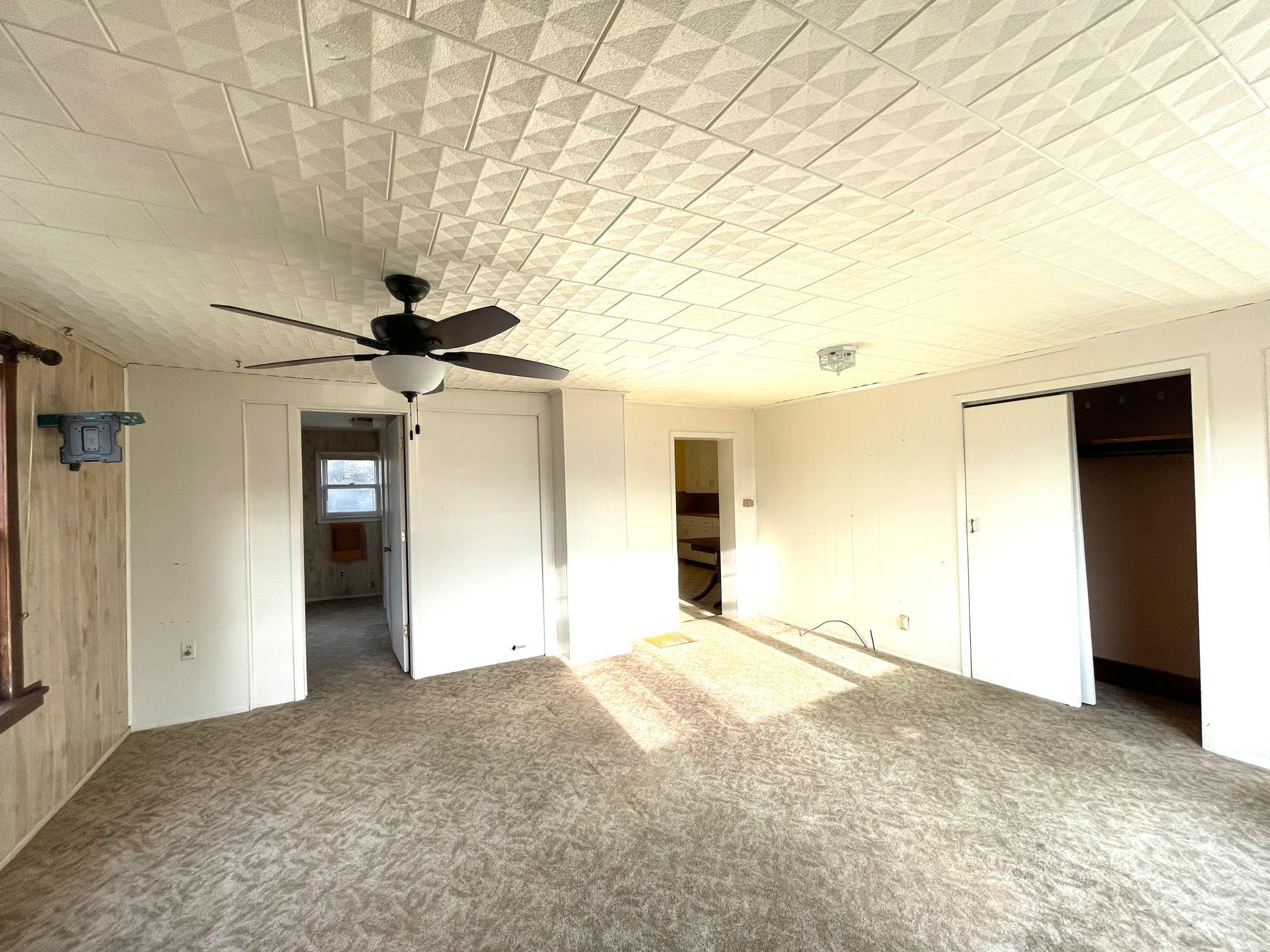 839 Clement Street, Worthington, Minnesota image 5