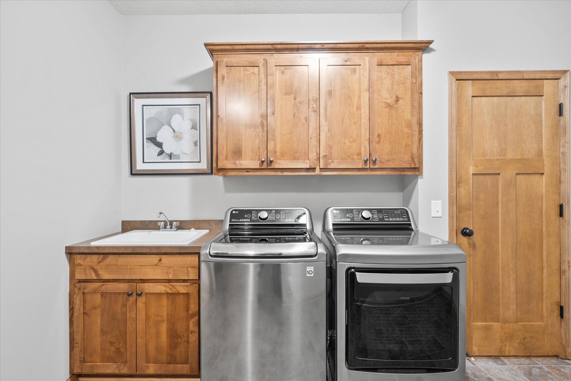8933 197th Street, Lakeville, Minnesota image 36