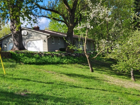 Homes For Sale - 11516 172nd Street<br/> Dakota County, Lakeville, MN 55044