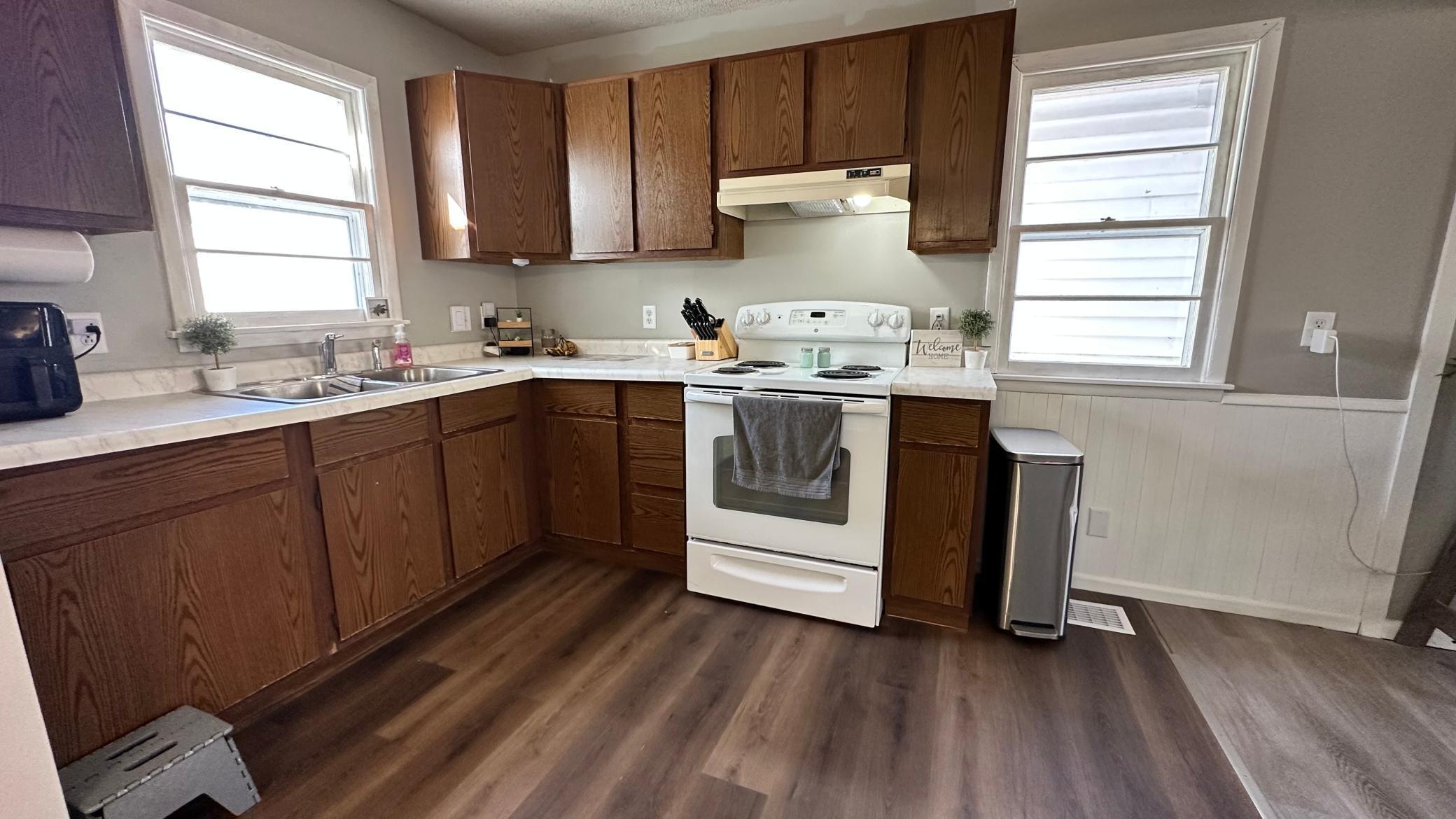 1707 Hillview Lane, Rochester, Minnesota image 7