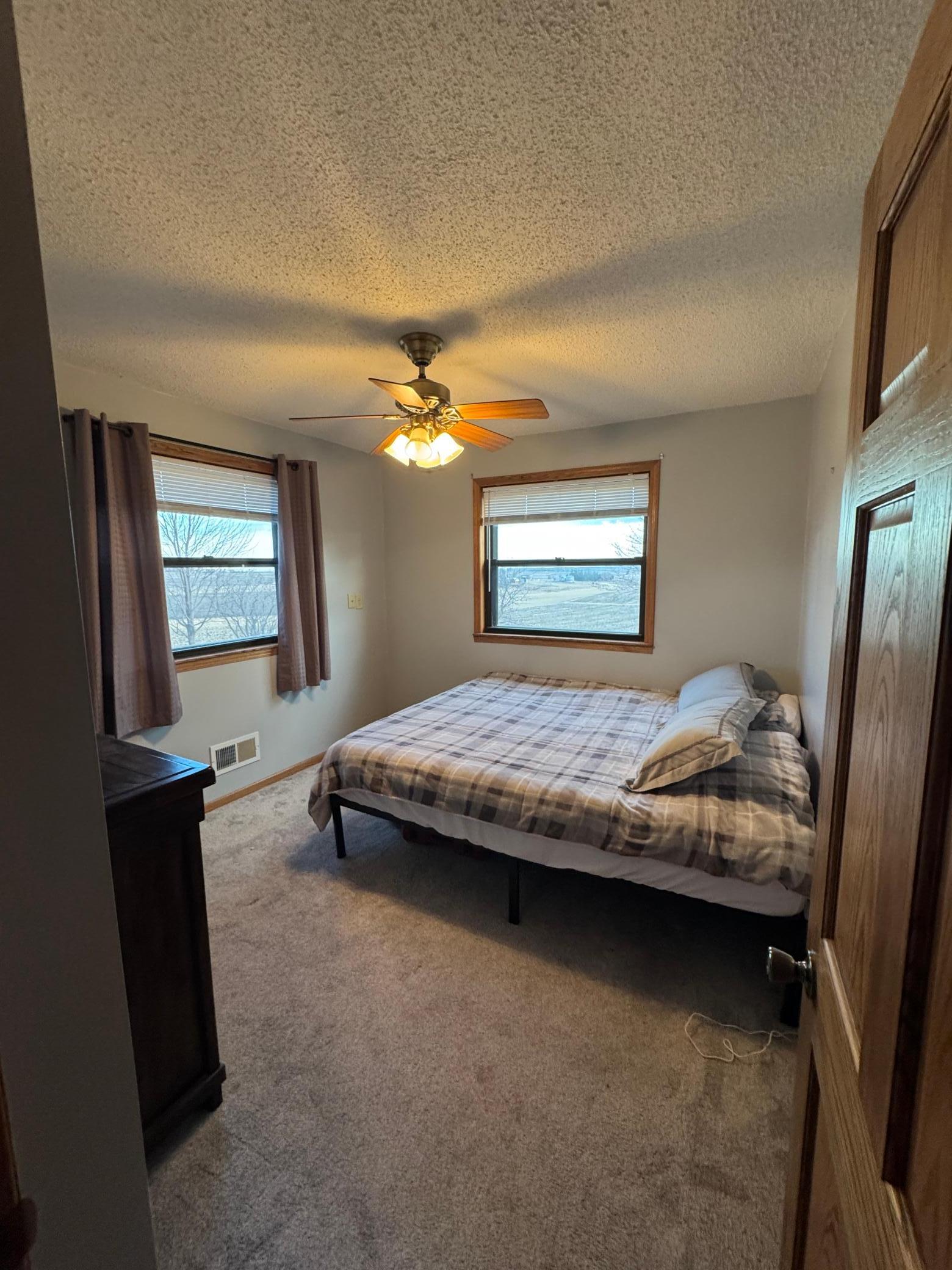 18758 480th Street, Zumbrota, Minnesota image 12