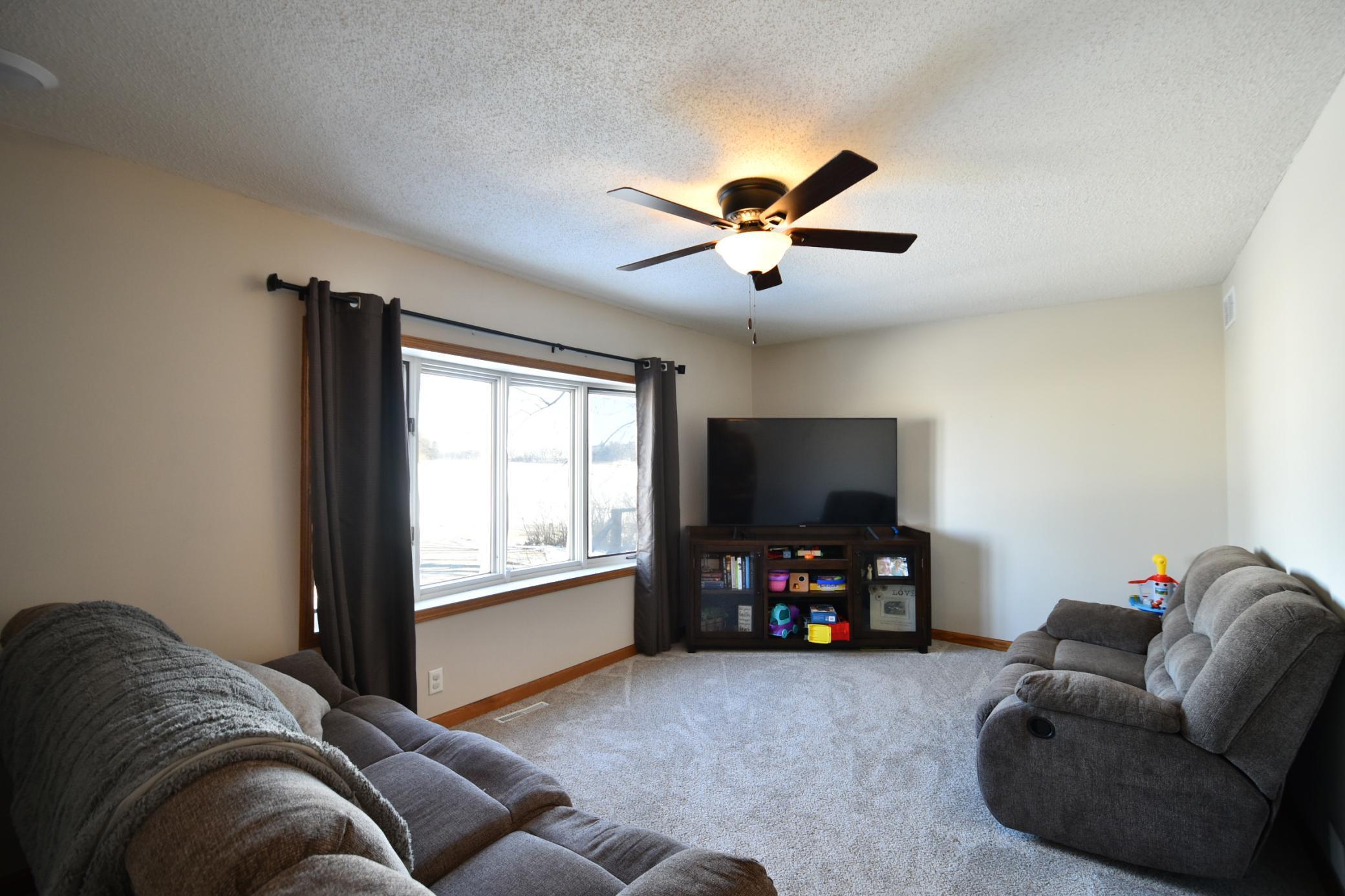 18758 480th Street, Zumbrota, Minnesota image 6