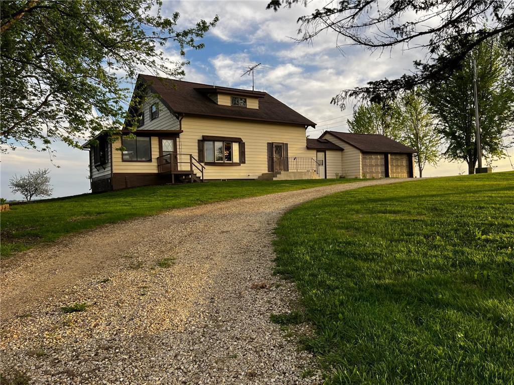 18758 480th Street, Zumbrota, Minnesota image 2