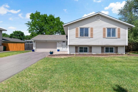 Homes For Sale - 3732 81st Avenue<br/> Minneapolis, MN 55443