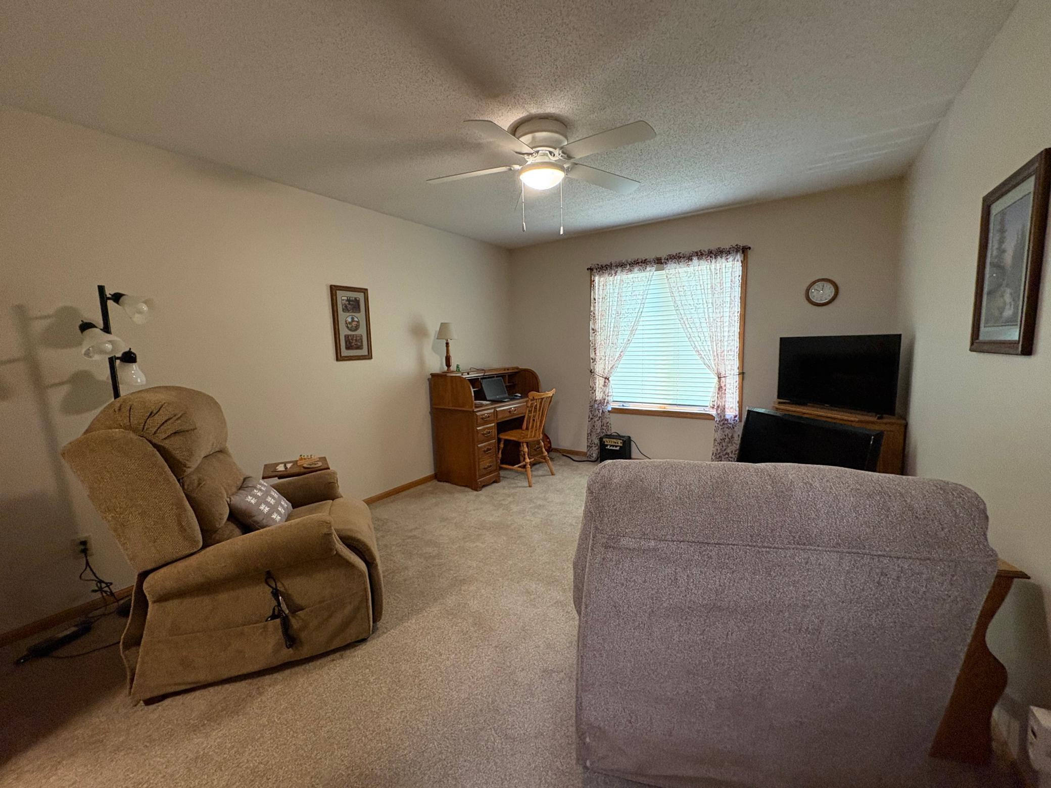 40 W Broadway, Plainview, Minnesota image 30