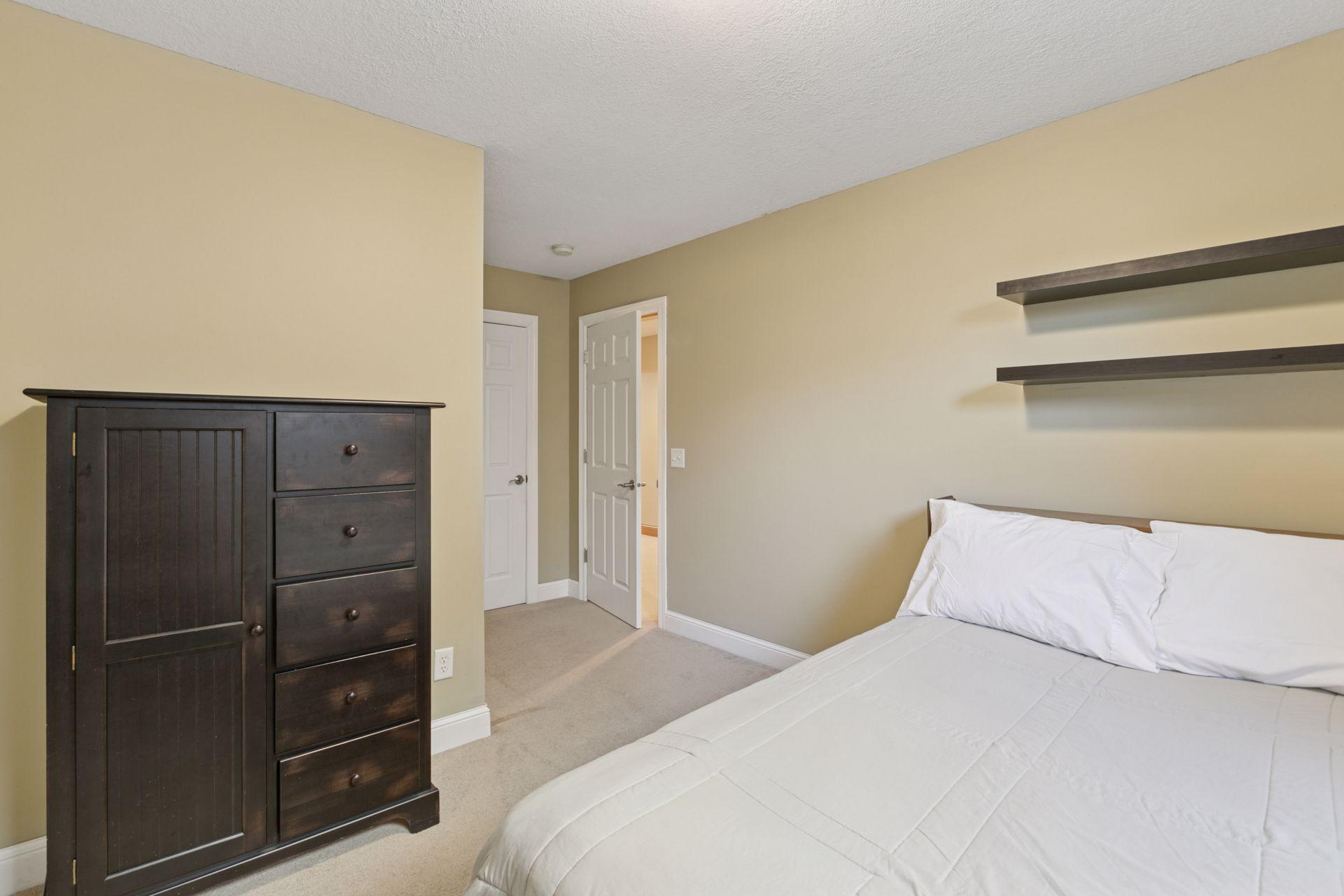 1308 Skywood Lane, Fridley, Minnesota image 39