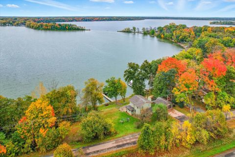 Homes For Sale - 28605 Johnson Lane<br/> Chisago City, MN 55013