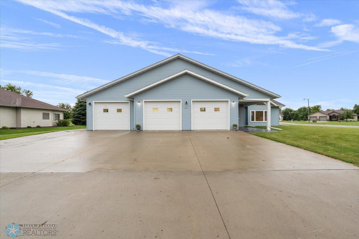 405 Oak Street, Breckenridge, Minnesota image 1