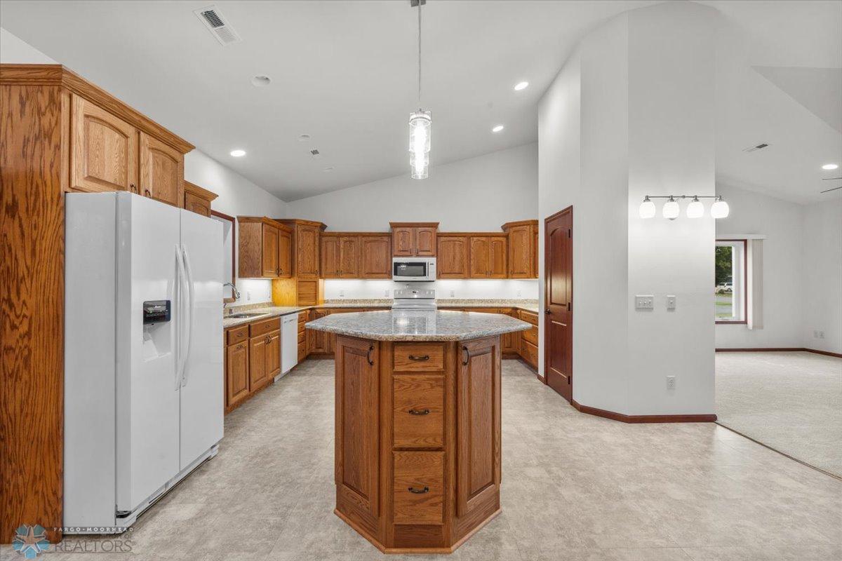 405 Oak Street, Breckenridge, Minnesota image 13