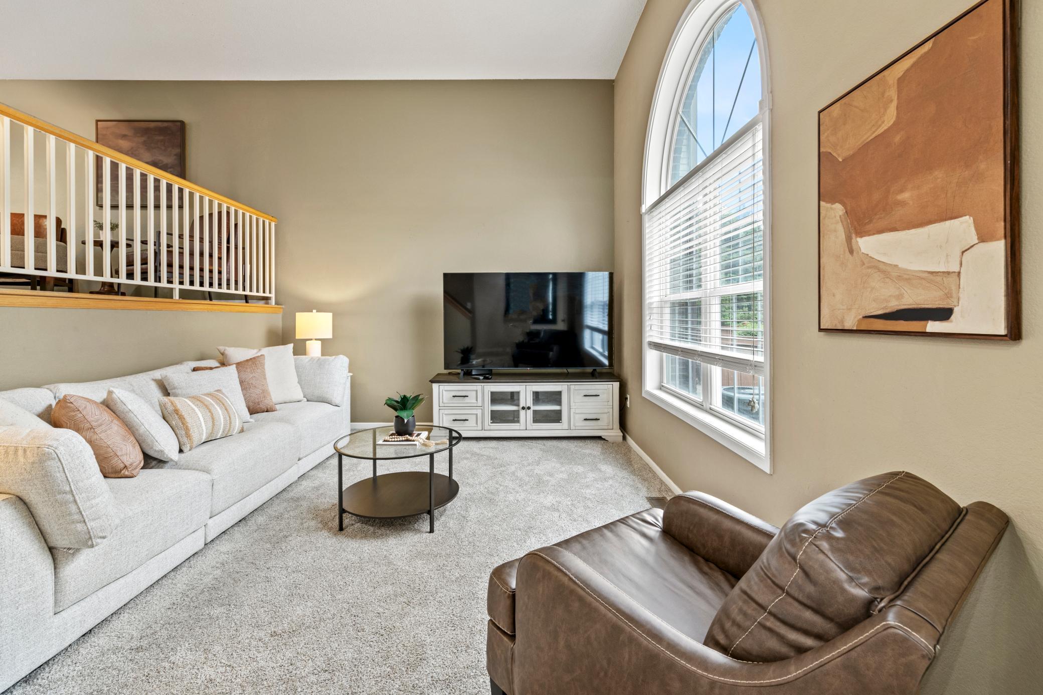 6491 Regency Lane, Eden Prairie, Minnesota image 3