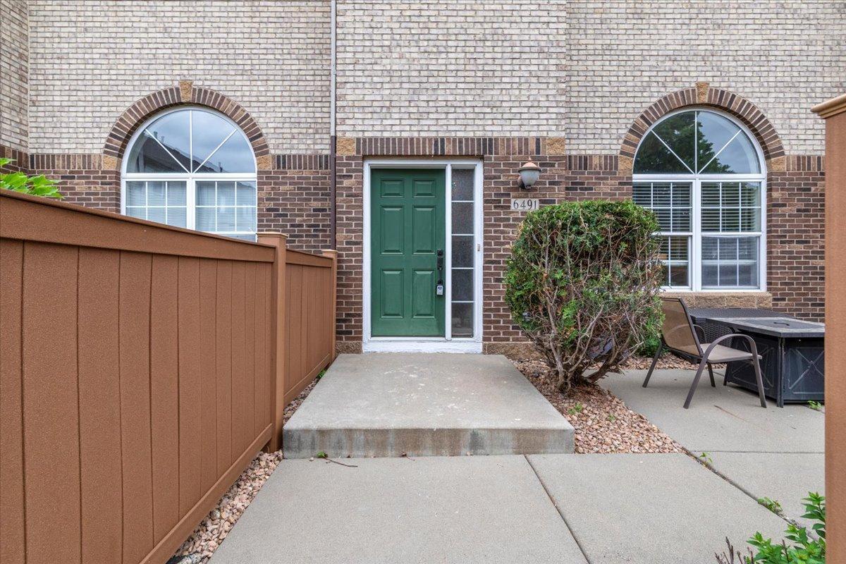 6491 Regency Lane, Eden Prairie, Minnesota image 25