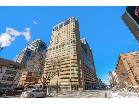 Condo For Sale - 431 S 7th Street<br/> Minneapolis, MN 55415