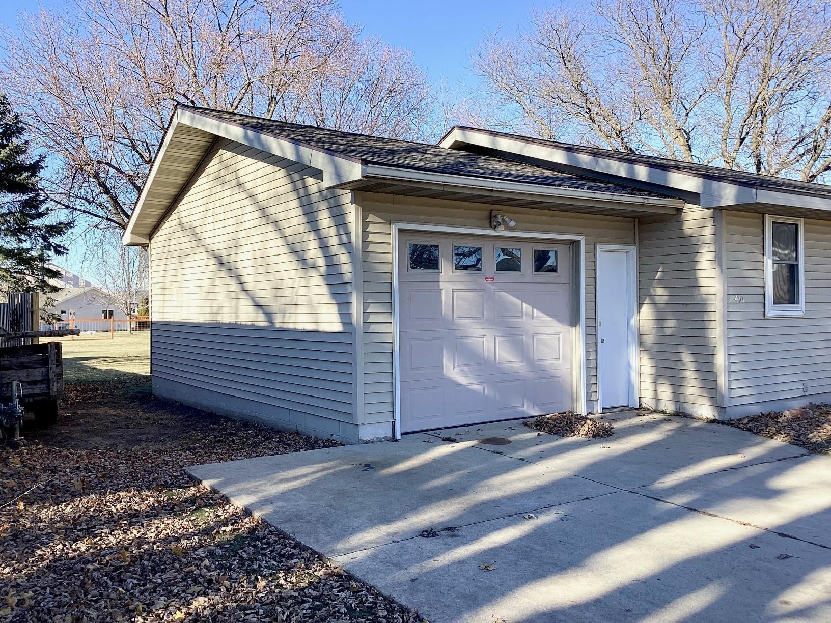 410 Independence Avenue, Clarks Grove, Minnesota image 3