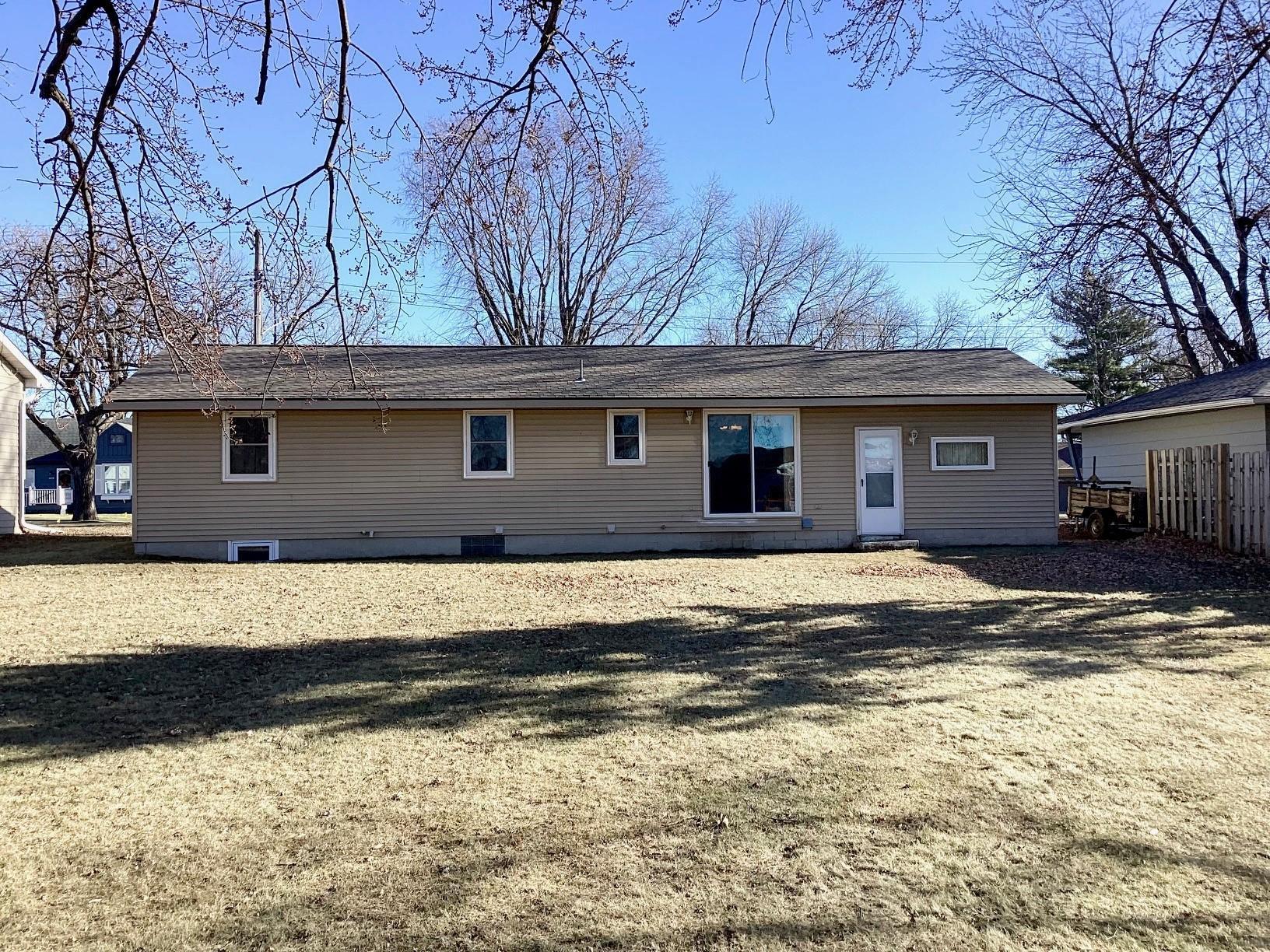 410 Independence Avenue, Clarks Grove, Minnesota image 4