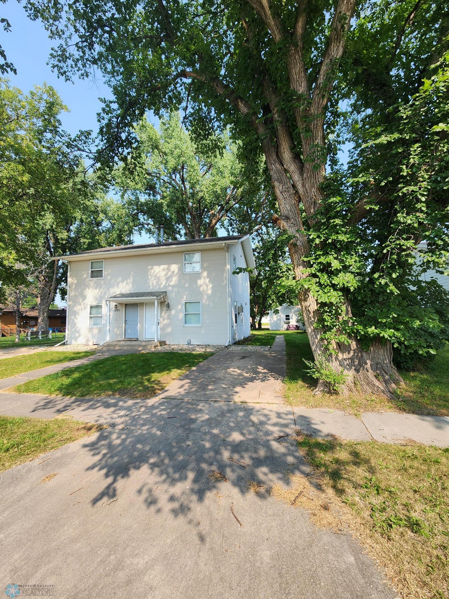 1033 27th Street, Fargo, North Dakota image 2