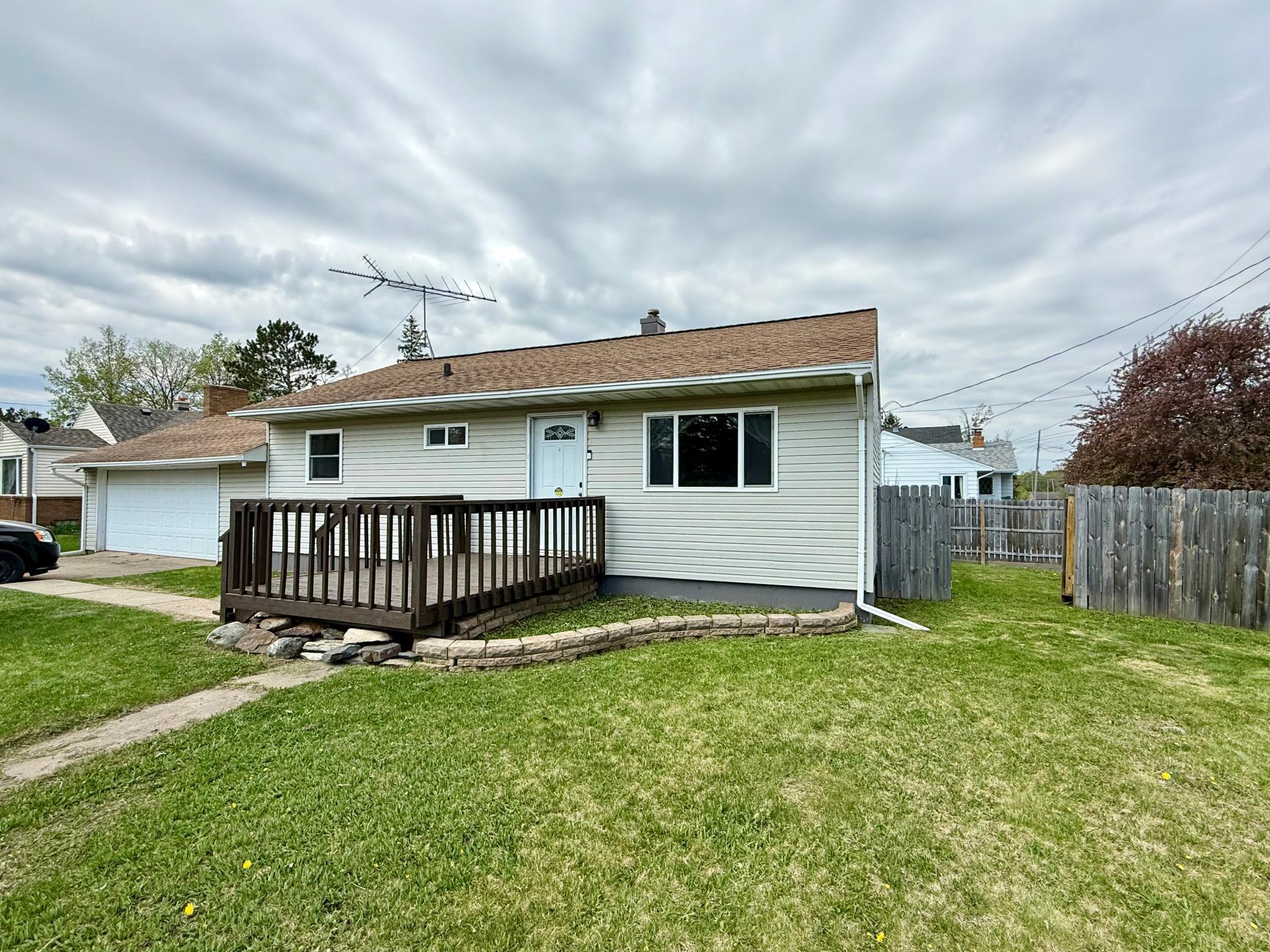 4205 4th Avenue, Hibbing, Minnesota image 2