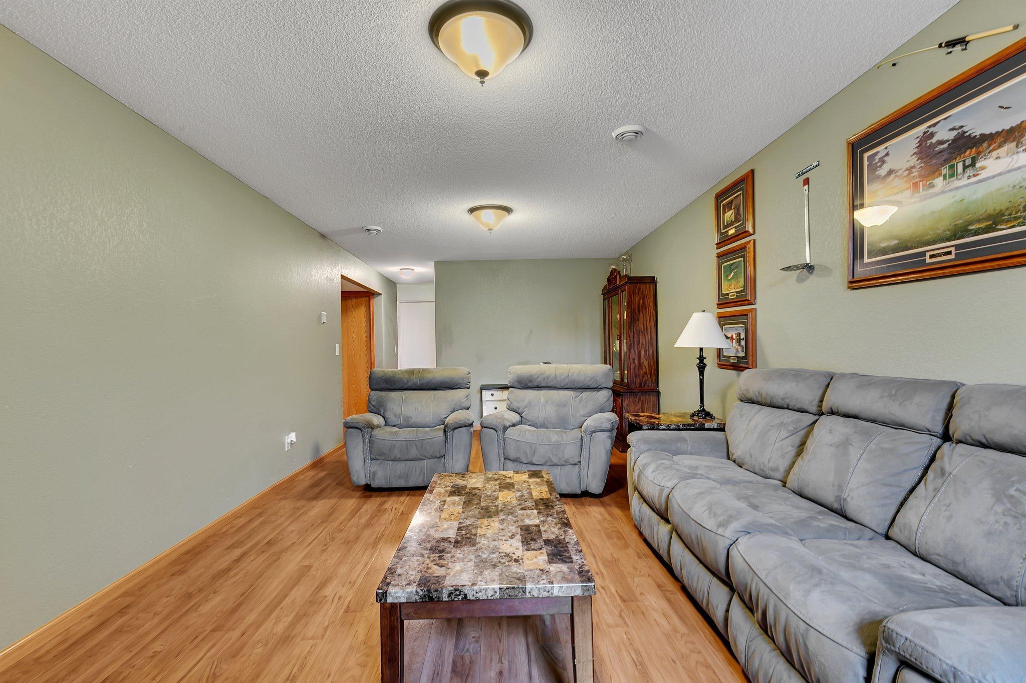 2208 23rd Street, Willmar, Minnesota image 27