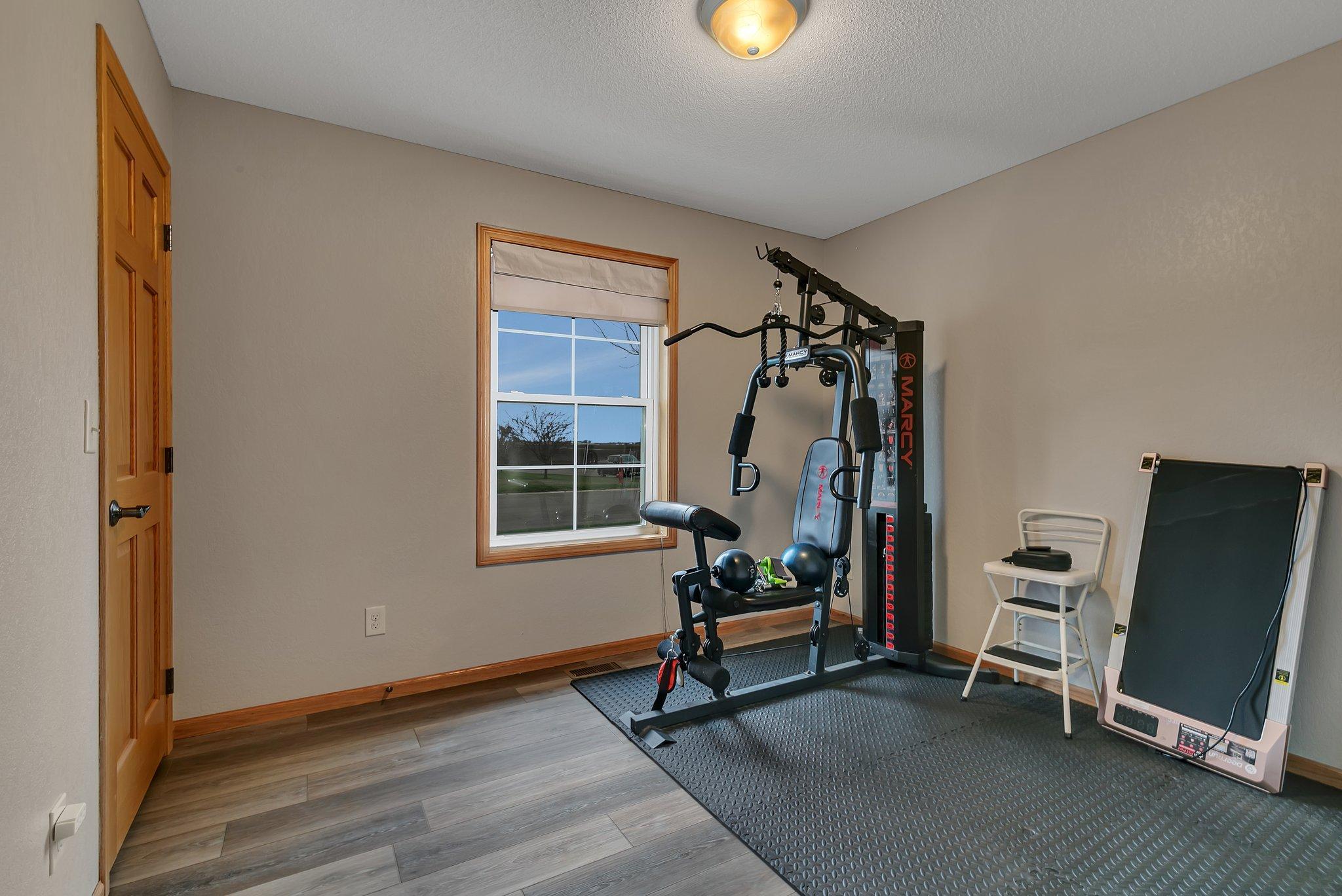 2208 23rd Street, Willmar, Minnesota image 23