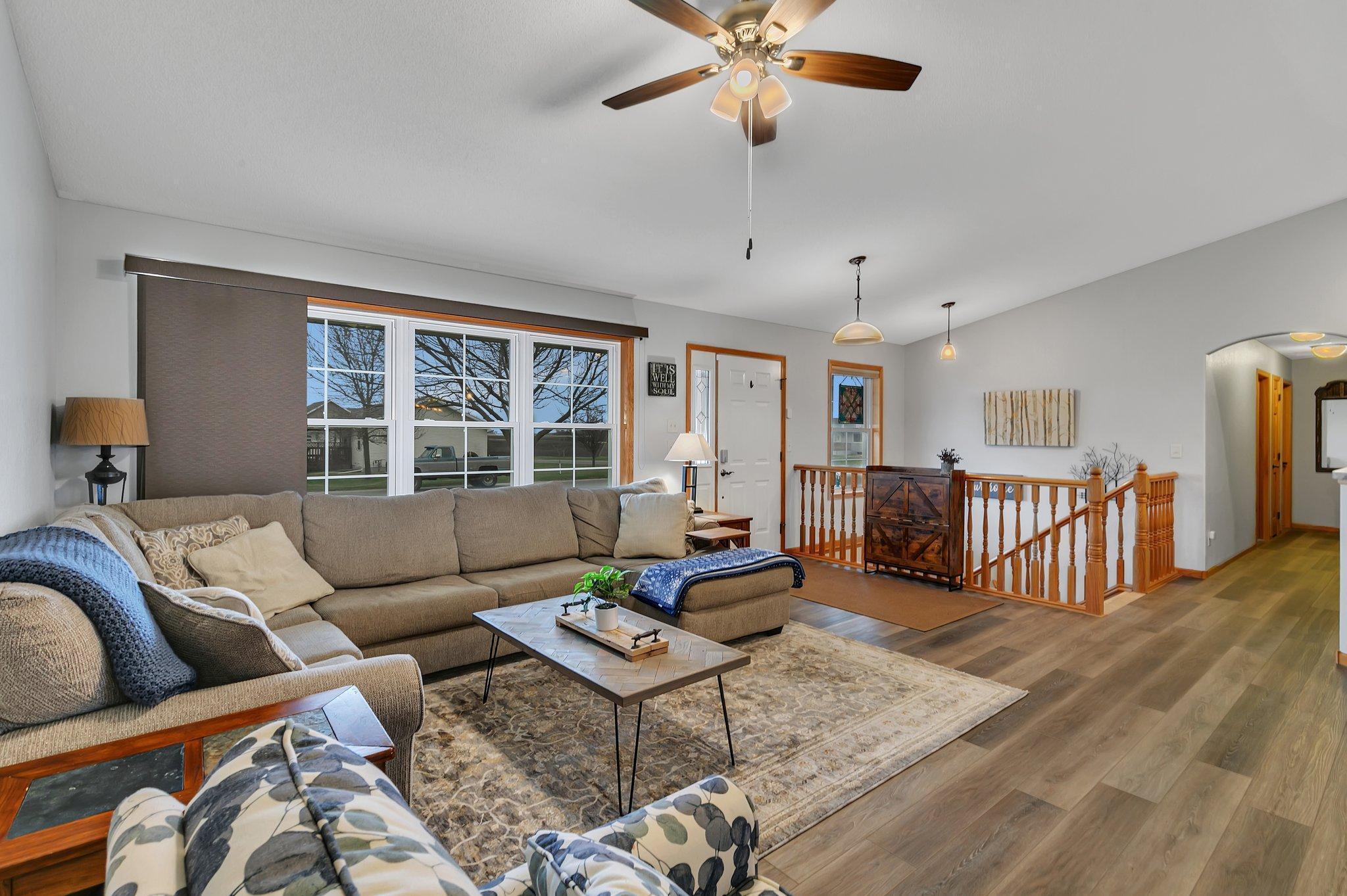2208 23rd Street, Willmar, Minnesota image 7