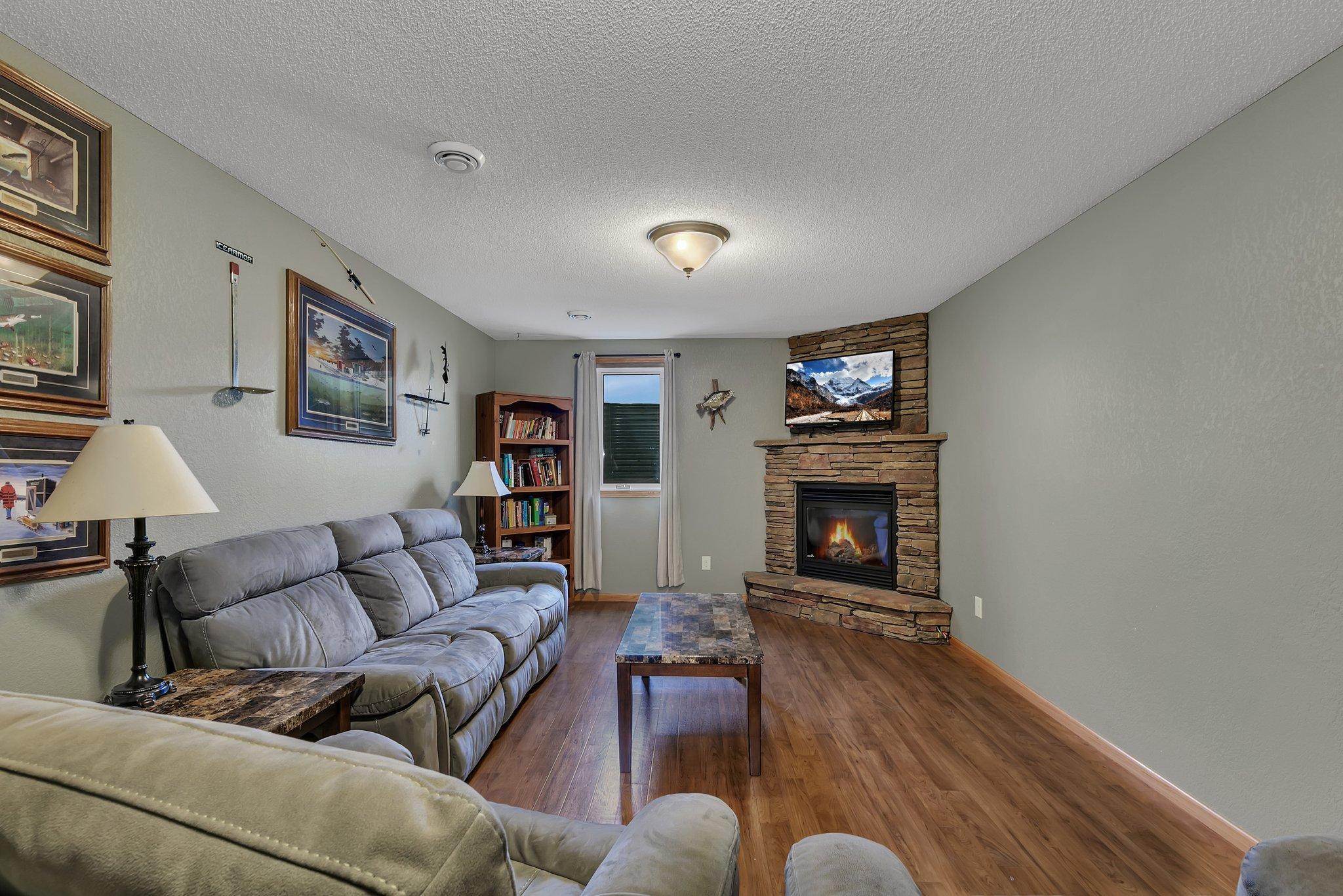 2208 23rd Street, Willmar, Minnesota image 25