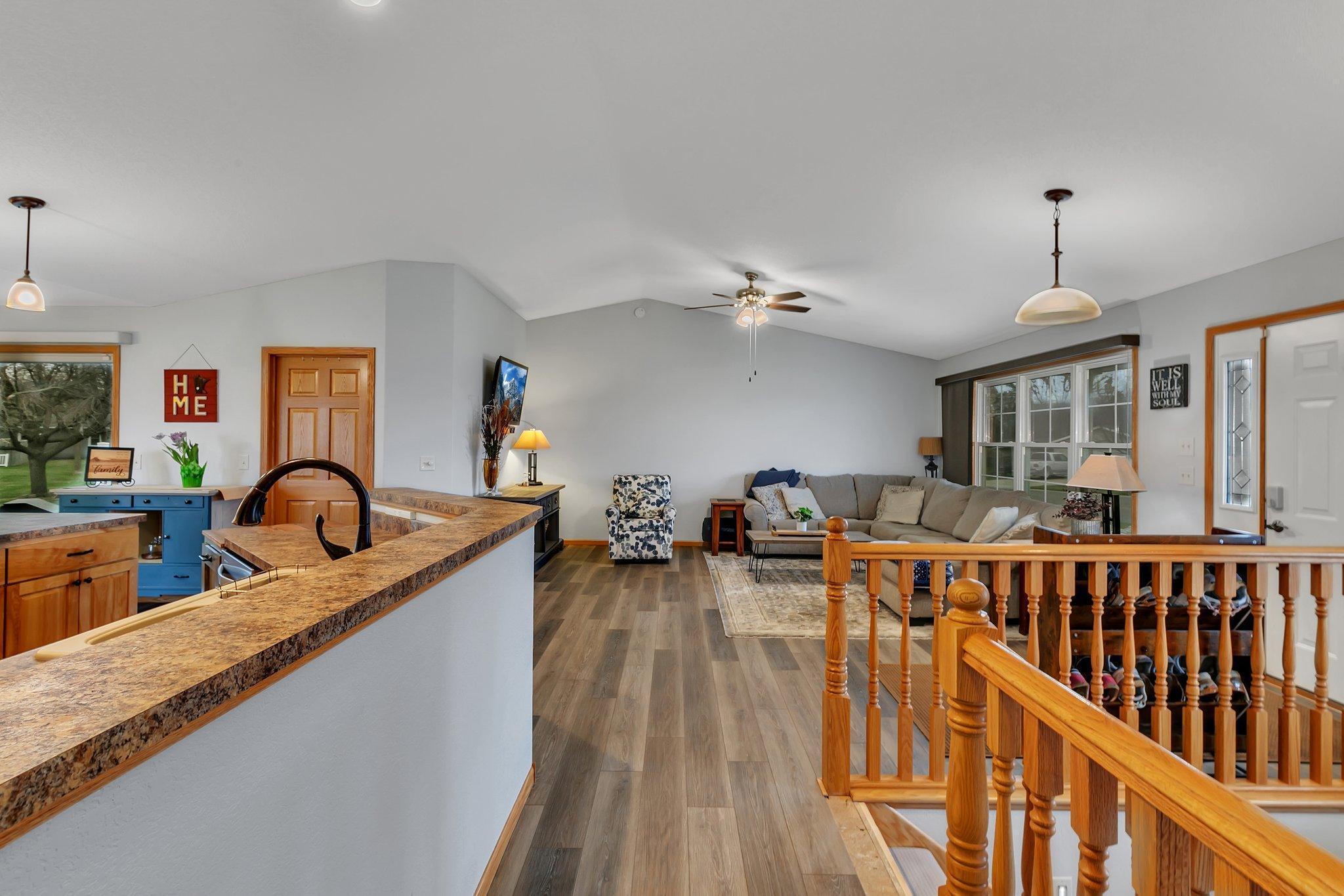 2208 23rd Street, Willmar, Minnesota image 16